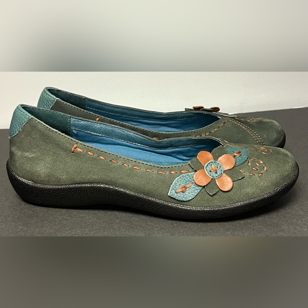 Hush Puppies- Green Flowers, Kellin Oleena, Size:7M, Pre-Owned, Green